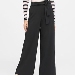 High-Rise Wide-Leg Performance Pant